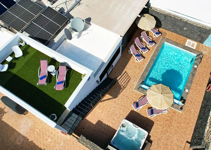 Aurelia Paradise 别墅 *