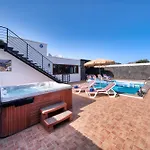 Aurelia Paradise Villa