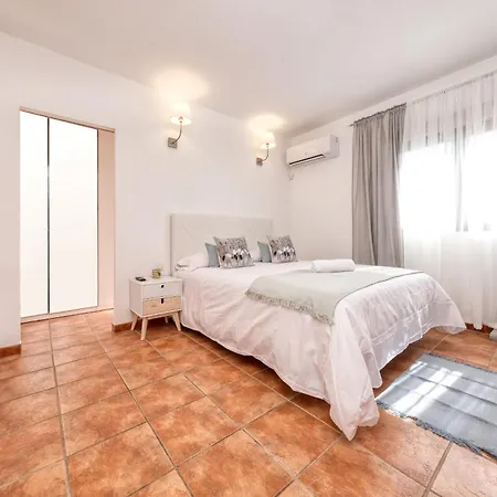 Вилла Aurelia Paradise *